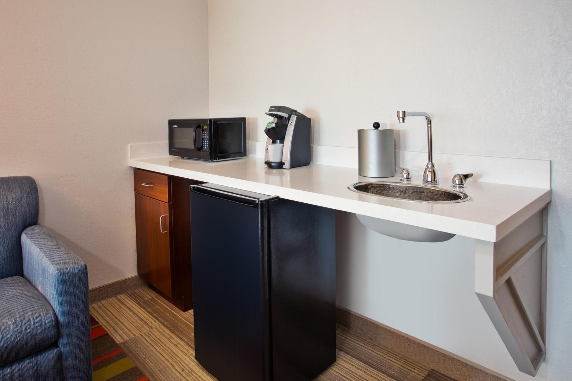 Holiday Inn Express Hotel & Suites Rochester Webster By Ihg Kültér fotó